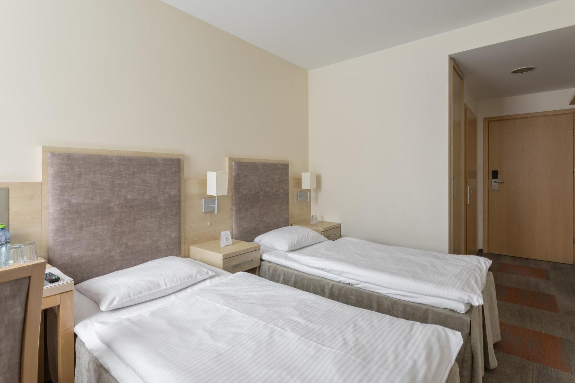 Hotel Orange Przezmierowo Luaran gambar